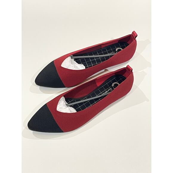 Journee Collection Womens VEATA Red Pointed Toe Flats Size 10 - Picture 1 of 10